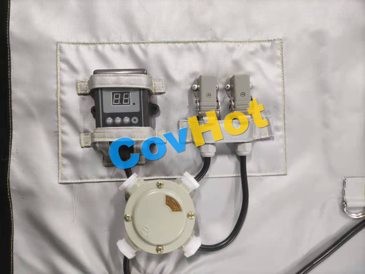 電伴熱<a href=http://www.spotvstar.com/e/tags/?tagname=%E4%BF%9D%E6%B8%A9%E5%A5%97 target=_blank class=infotextkey>保溫套</a>